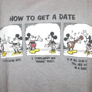 Disney Mickey Minnie Date Comic Shirt XL
